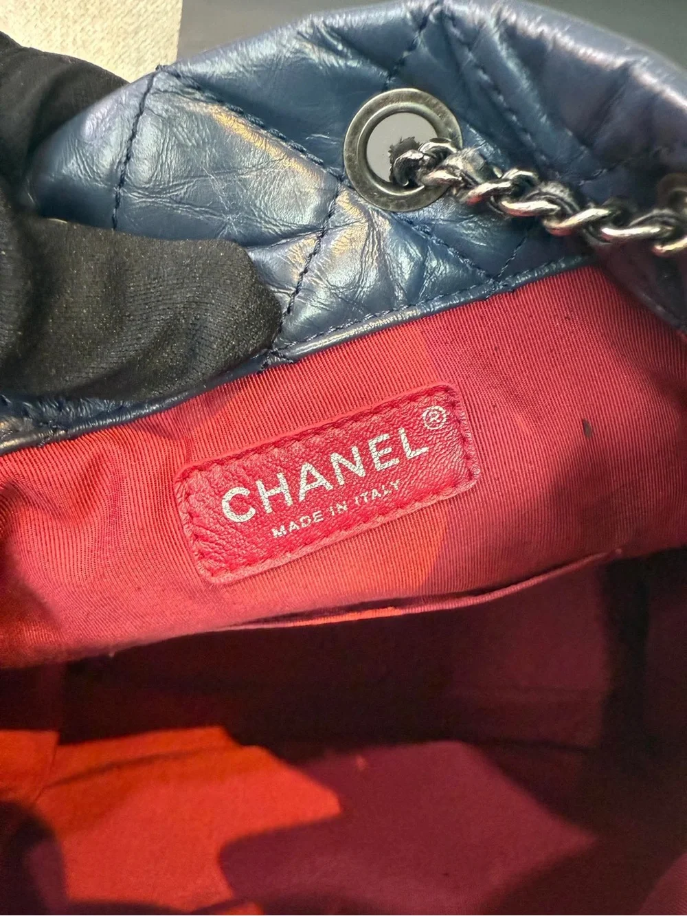 CHANEL Navy Quilted Leather Drawstring Shoulder Bag with Black Base Medium